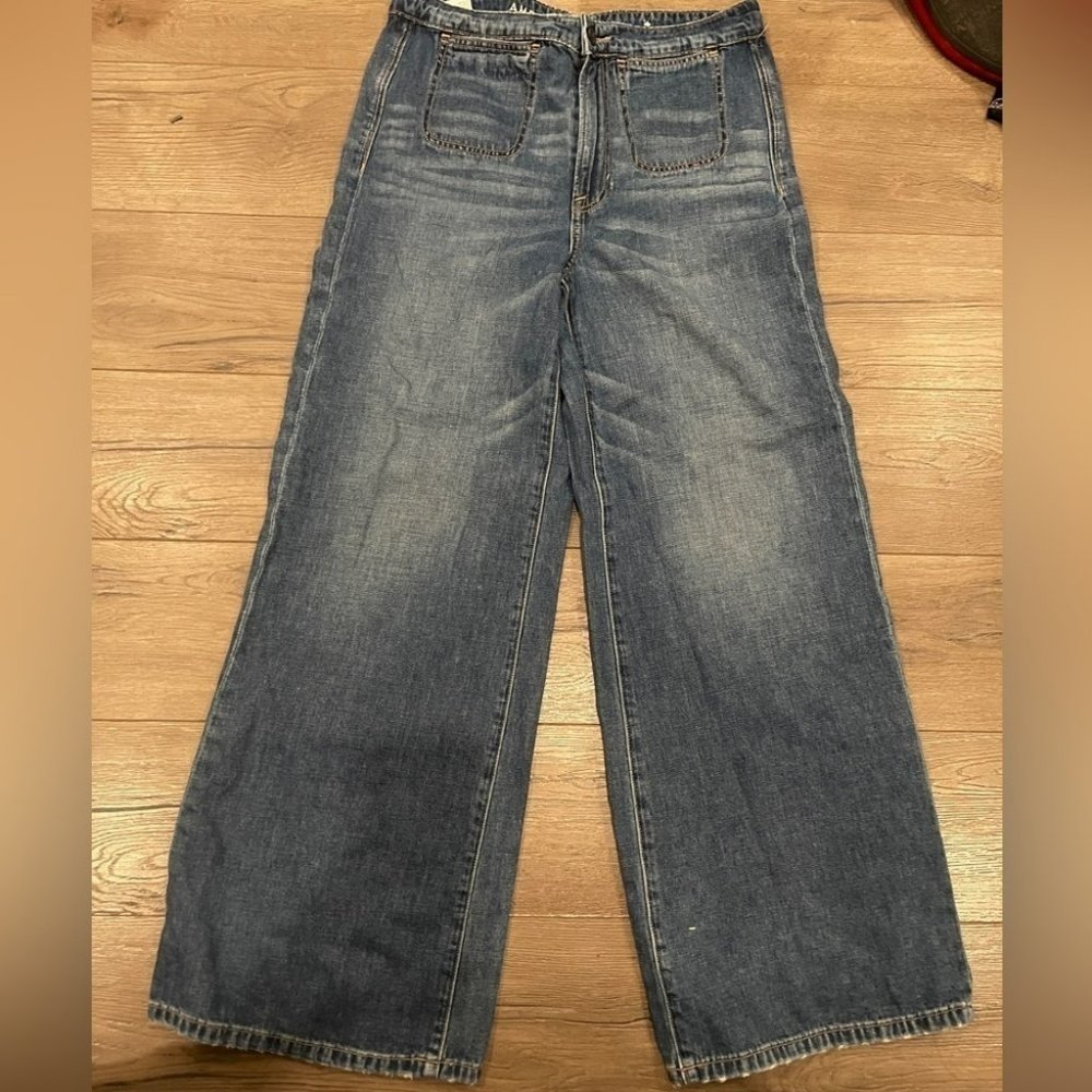 American Eagle Wide Leg High Rise with square pockets L26/ Size 4 - Picture 1 of 7